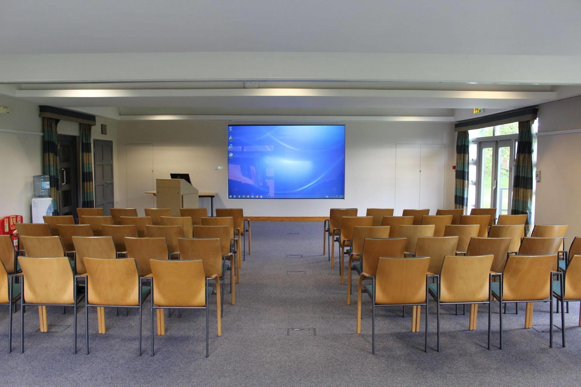 Cim Business Centre Hotel Maidenhead Kültér fotó