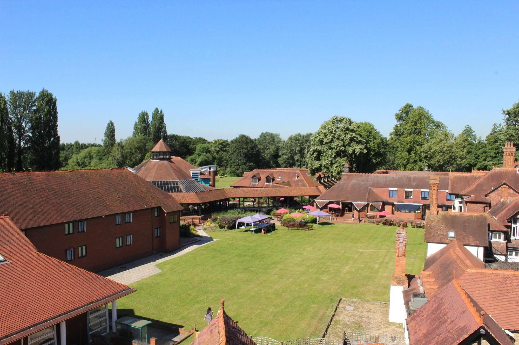 Cim Business Centre Hotel Maidenhead Kültér fotó